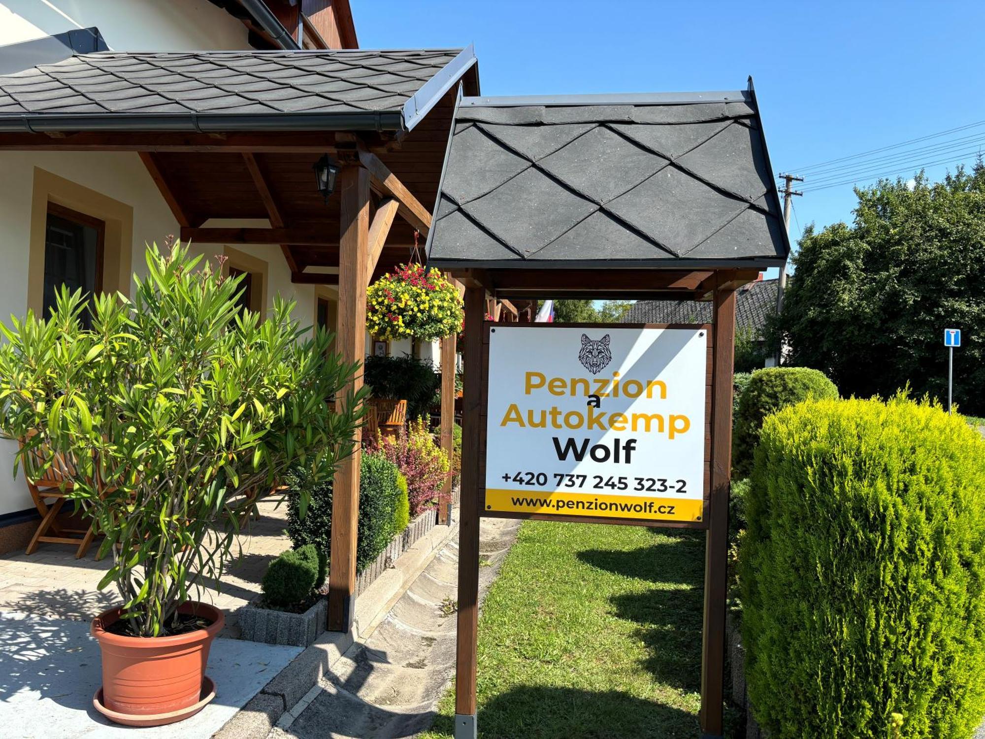 Penzion A Autokemp Wolf Ceska Skalice Luaran gambar